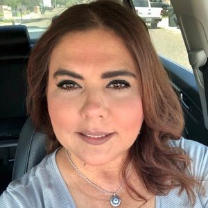 Meet your Posher, Loreen